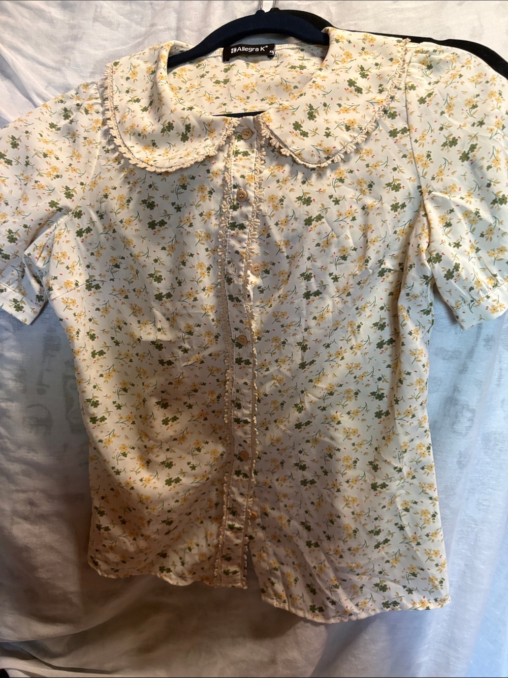 Allegra K Women’s Cream Floral Button-Up with Peter Pan Collar